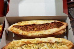 Kayik Pide kaas of gehakt...